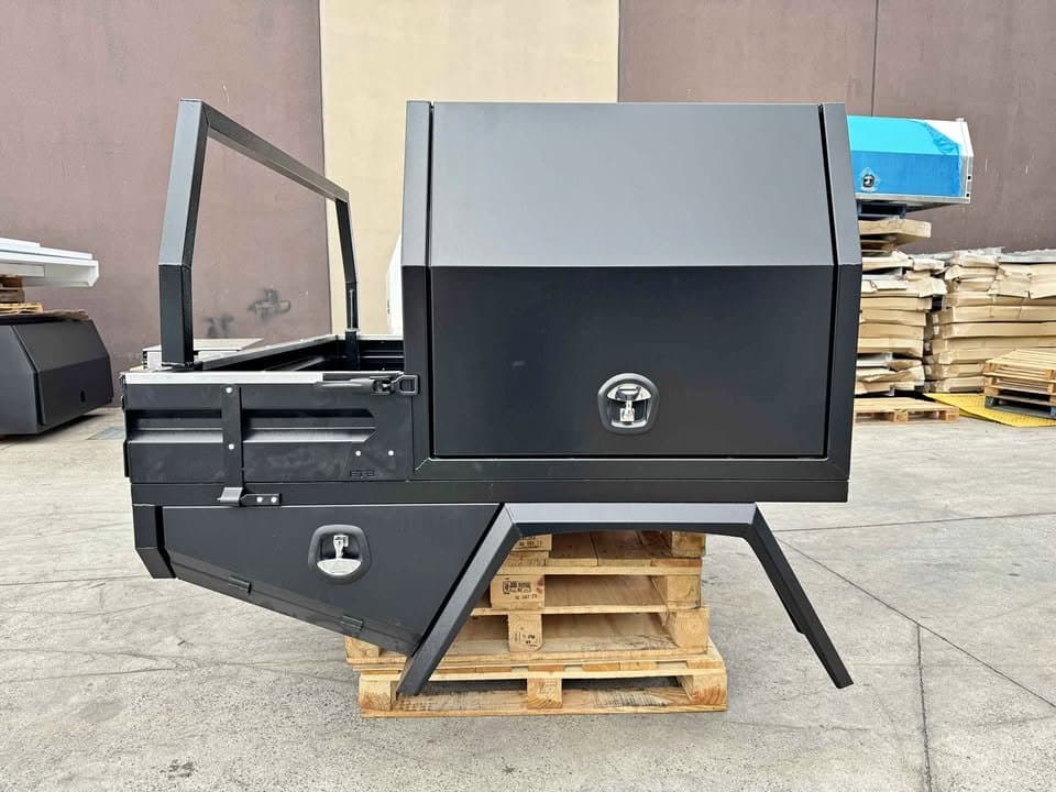 Black Aluminium Ute Canopy (Model 27000) — Dori Trailers product photo