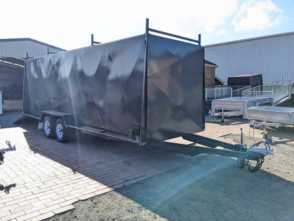 Enclosed Cargo Trailer (Model 29001)